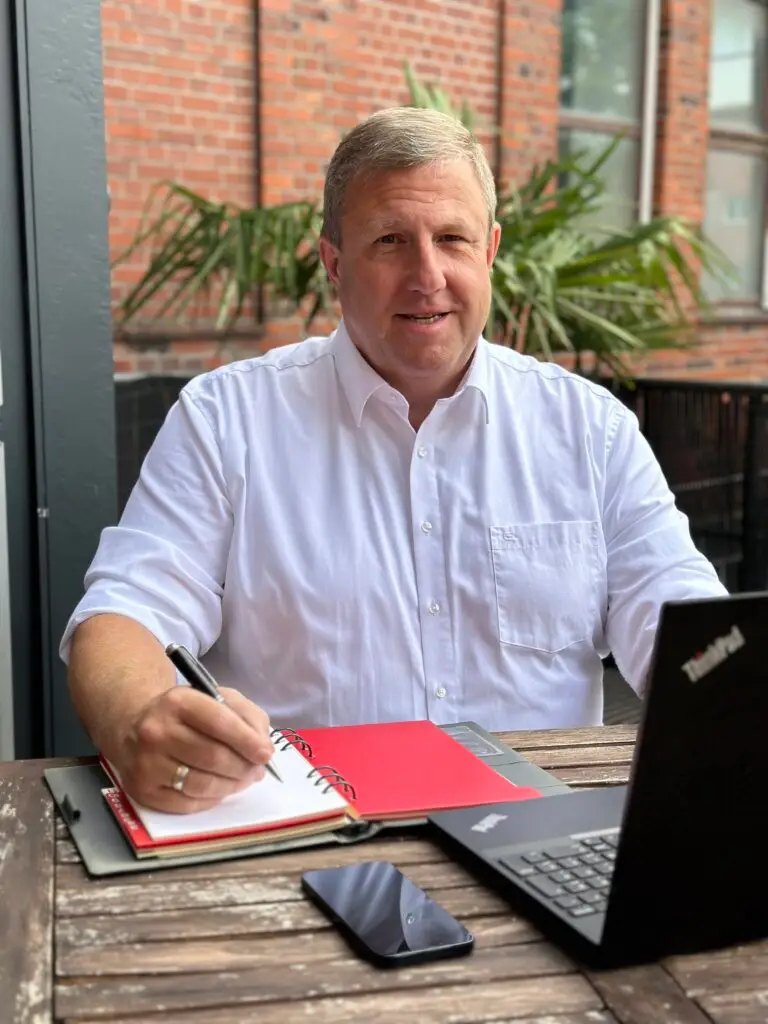 Dr. Claus Michael Sattler - Interim-CIO für die produzierende Pharmaindustrie