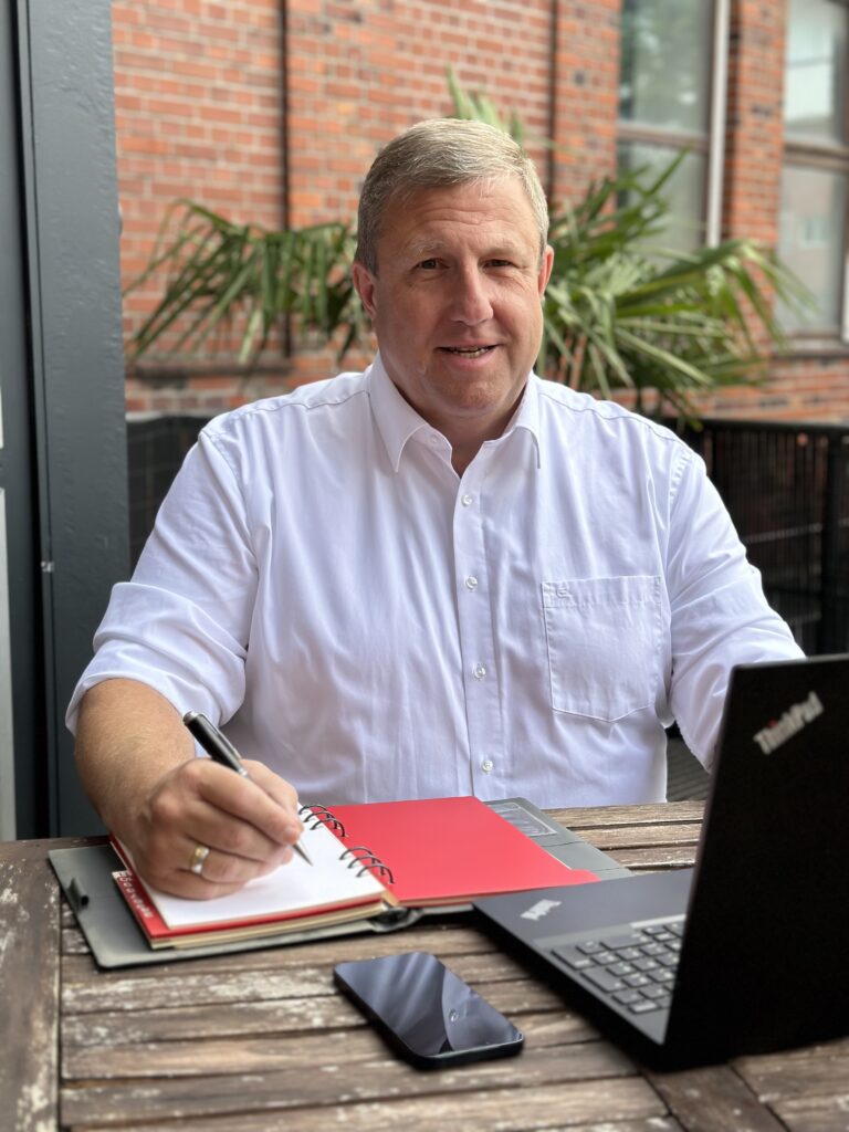 Dr. Claus Michael Sattler - IT-Due-Diligence